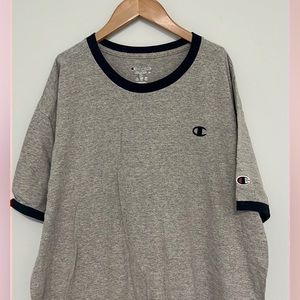 Champion short sleeve t shirt xl